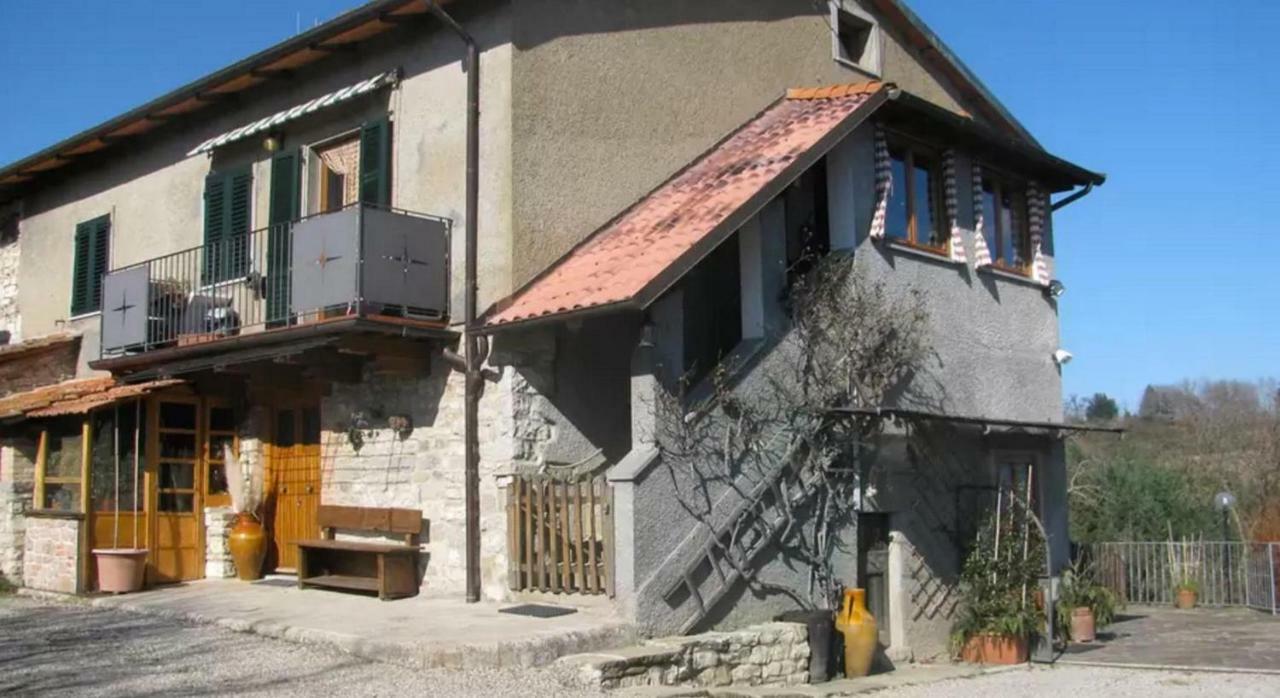 Casa Mazzocchi Vista Su Poppi Βίλα Εξωτερικό φωτογραφία