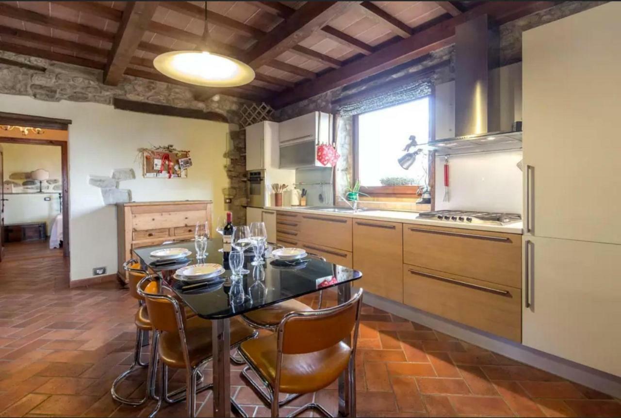 Casa Mazzocchi Vista Su Poppi Βίλα Εξωτερικό φωτογραφία